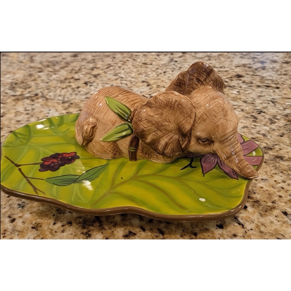 Tracy Porter "Lotus Collection" Elephant Figurine Ceramic Server Hand painted